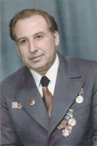 Крюков Виталий Николаевич (1930–2015)