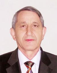 Мечукаев Азрет Маштаевич